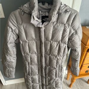 Grey north face 550 coat